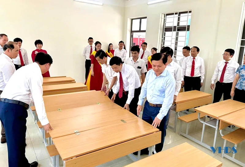 Ngân hàng Nông nghiệp và phát triển nông thôn chi nhánh Nam Thanh Hóa đồng hành cùng ngành giáo dục và đào tạo Thanh Hóa