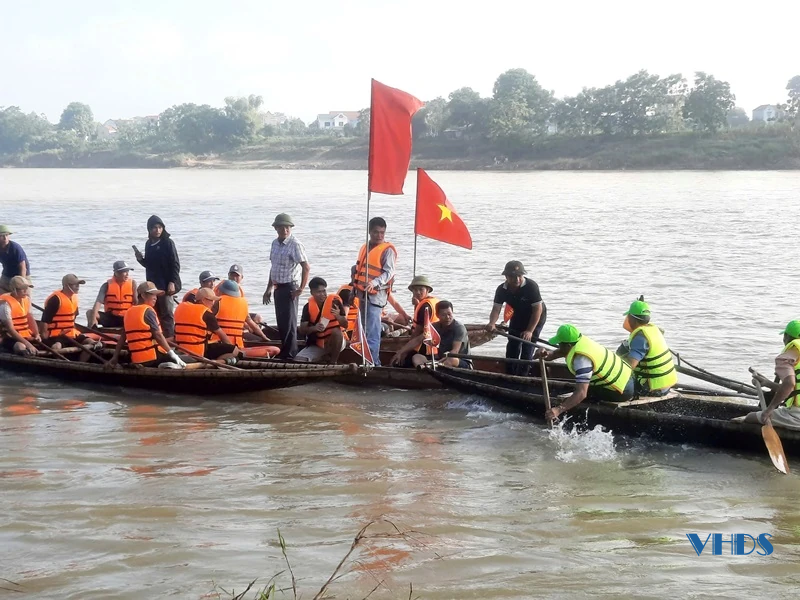 Đặc sắc, ấn tượng lễ hội đua thuyền truyền thống ở xã Quý Lộc