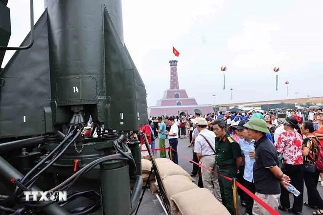 Lan tỏa thông điệp về thành công của Triển lãm thành tựu đất nước