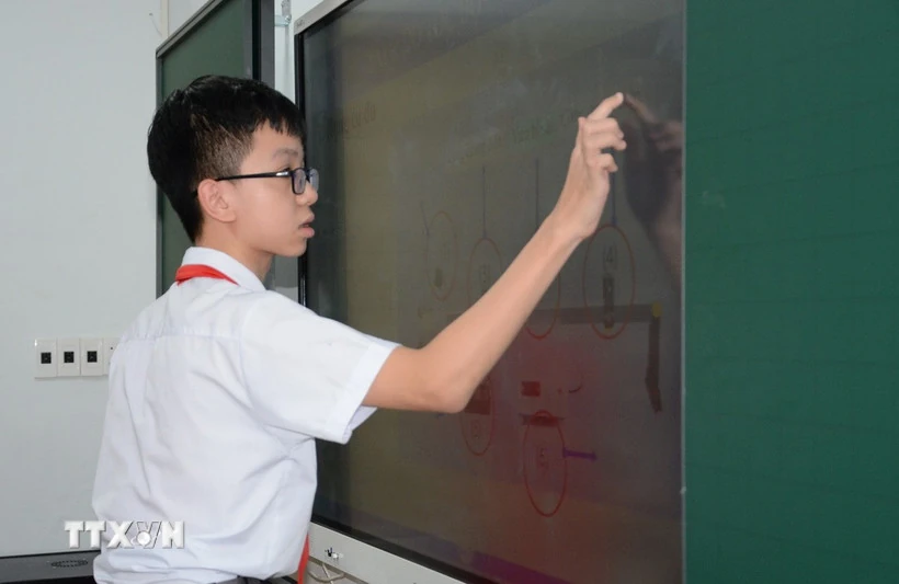 Minh bạch các khoản thu đầu năm học, tạo sự gắn kết giữa gia đình và nhà trường