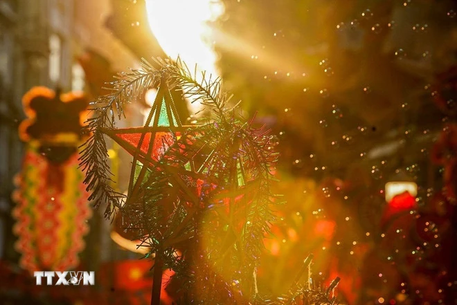 Đèn ông sao: Từ chiếc đèn thủ công đến văn hóa truyền thống Việt Nam