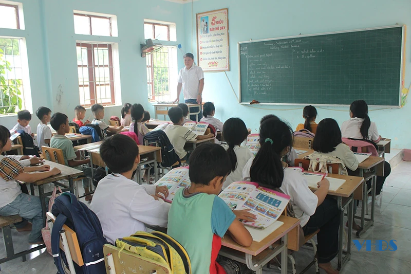 Cha Lung gượng dậy sau mưa lũ