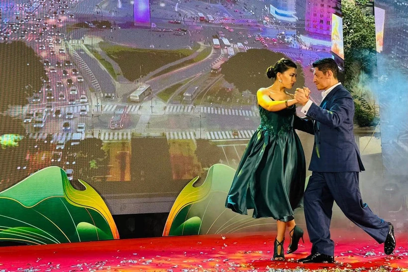 Lần đầu tiên quảng bá vũ điệu Tango sôi động tại Thư viện Quốc gia Việt Nam