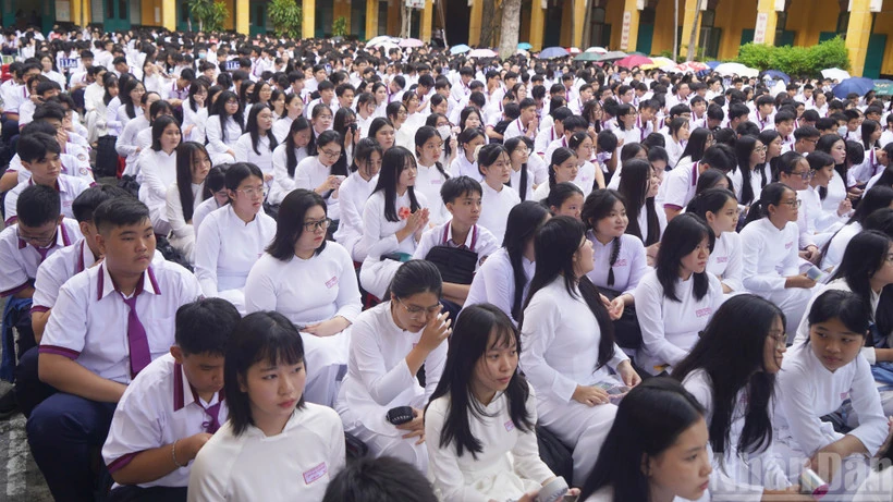 Sửa đổi, bổ sung quy định xử phạt vi phạm hành chính trong lĩnh vực giáo dục