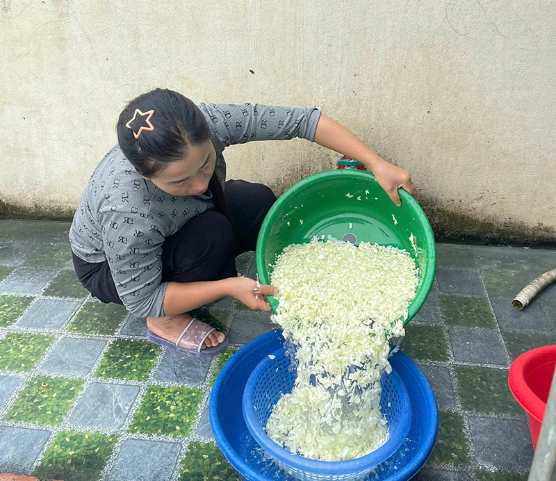 Giữ lửa yêu thương trong từng bữa ăn bán trú
