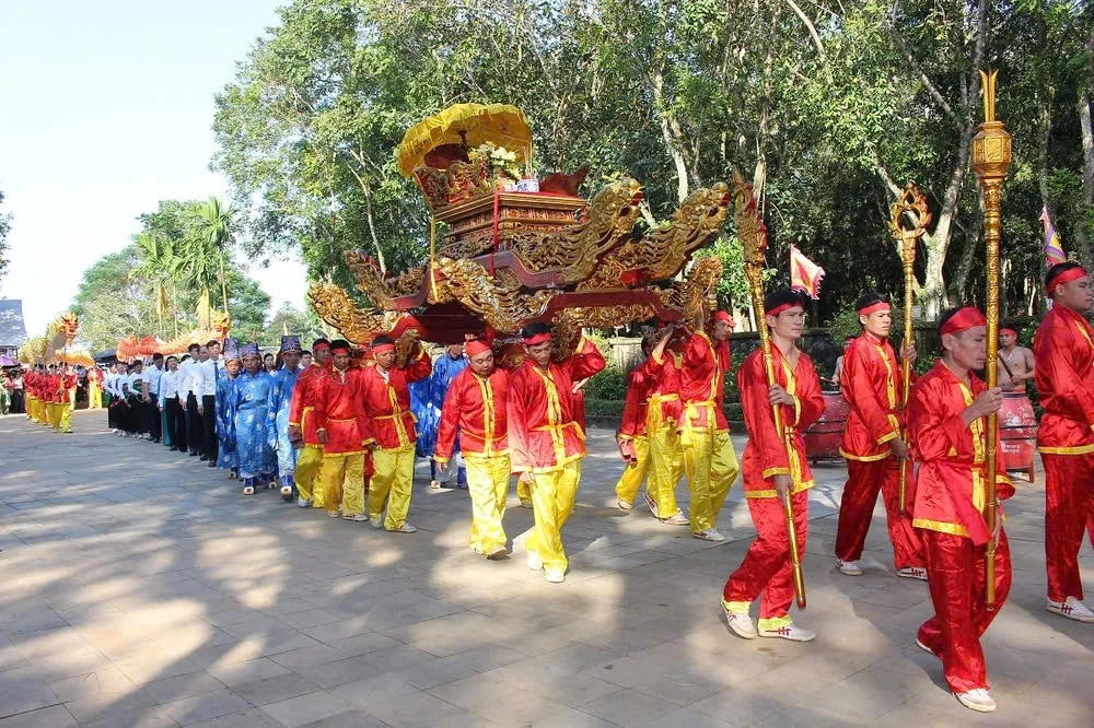 Giới trẻ tìm về Lam Kinh: Hành trình chạm vào lịch sử