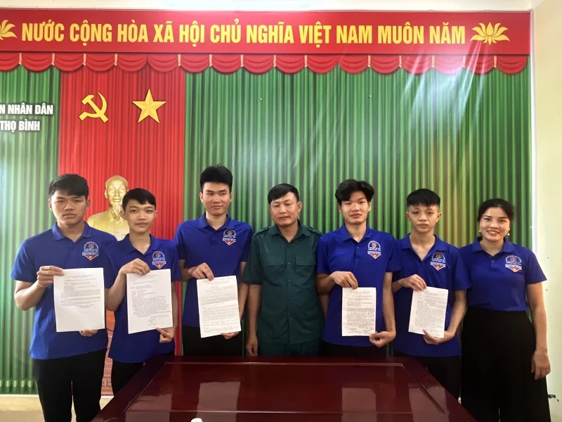 Tự hào những lá đơn tình nguyện nhập ngũ ở xã Thọ bình