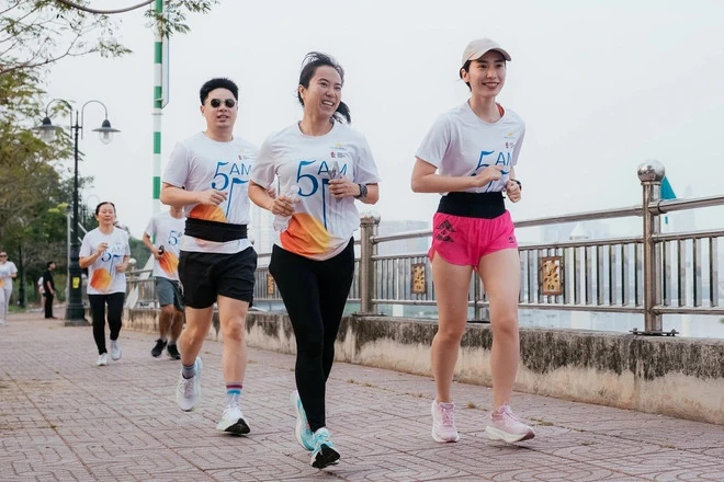 Hành trình âm nhạc lúc bình minh “đánh thức giác quan” giữa lòng di sản