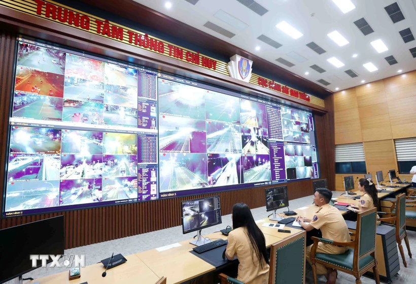 1.873 camera AI của Công an thành phố sẽ phủ sóng khắp Hà Nội từ tháng 12/2025