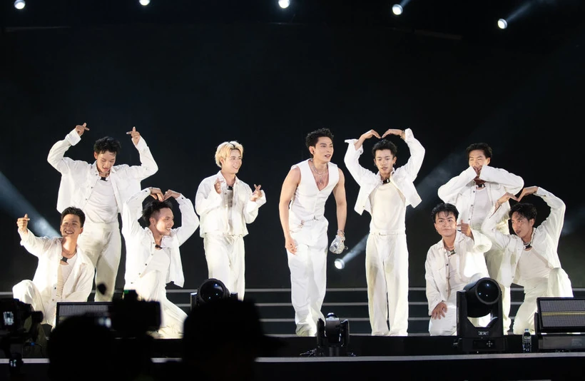 Xử lý nghiêm khắc những biểu hiện phản cảm trong hoạt động nghệ thuật