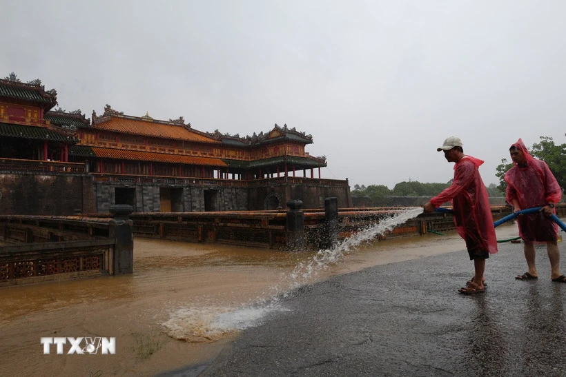 Xuất cấp lương thực, vật tư dự trữ quốc gia hỗ trợ thành phố Huế