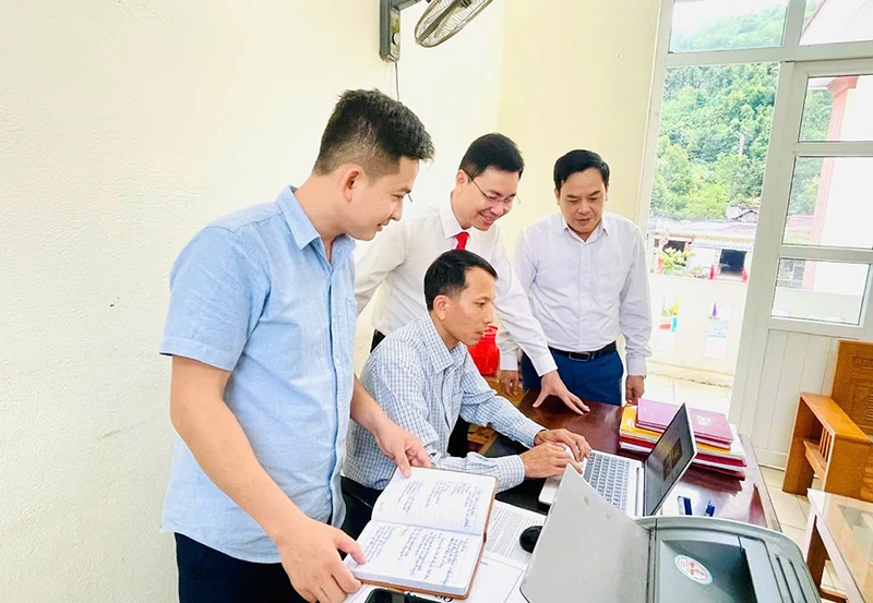 Thực hiện chính quyền địa phương 2 cấp: Gỡ khó từ cơ sở (Bài 3) - Thúc đẩy chuyển đổi số - yếu tố tiên quyết để gỡ khó