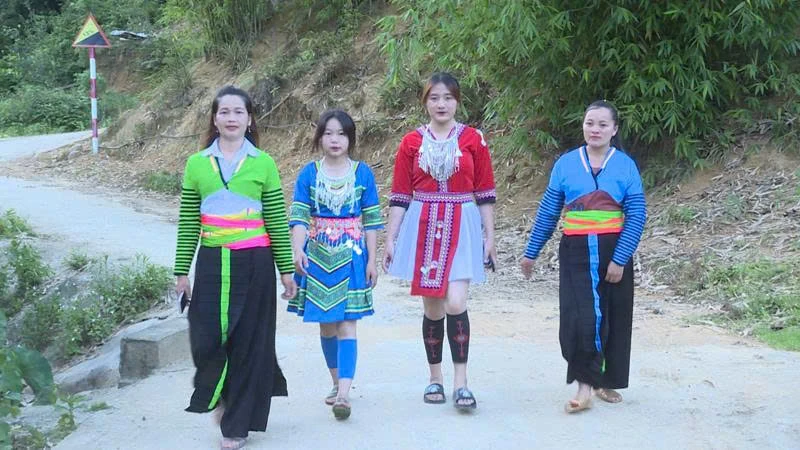 Đổi thay để hạnh phúc - câu chuyện của thanh niên người Mông hôm nay