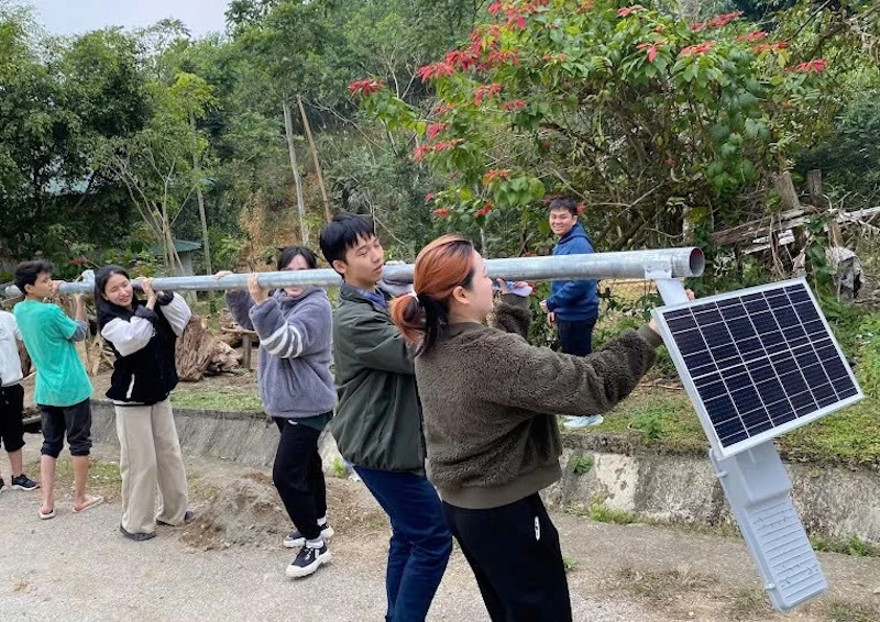 Tuổi trẻ ươm mầm xanh nơi biên giới