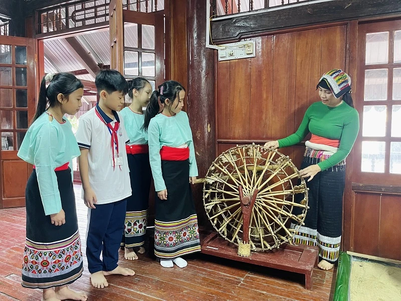 Sắc màu văn hóa dân tộc nơi mái trường Phổ thông dân tộc nội trú THCS Thường Xuân