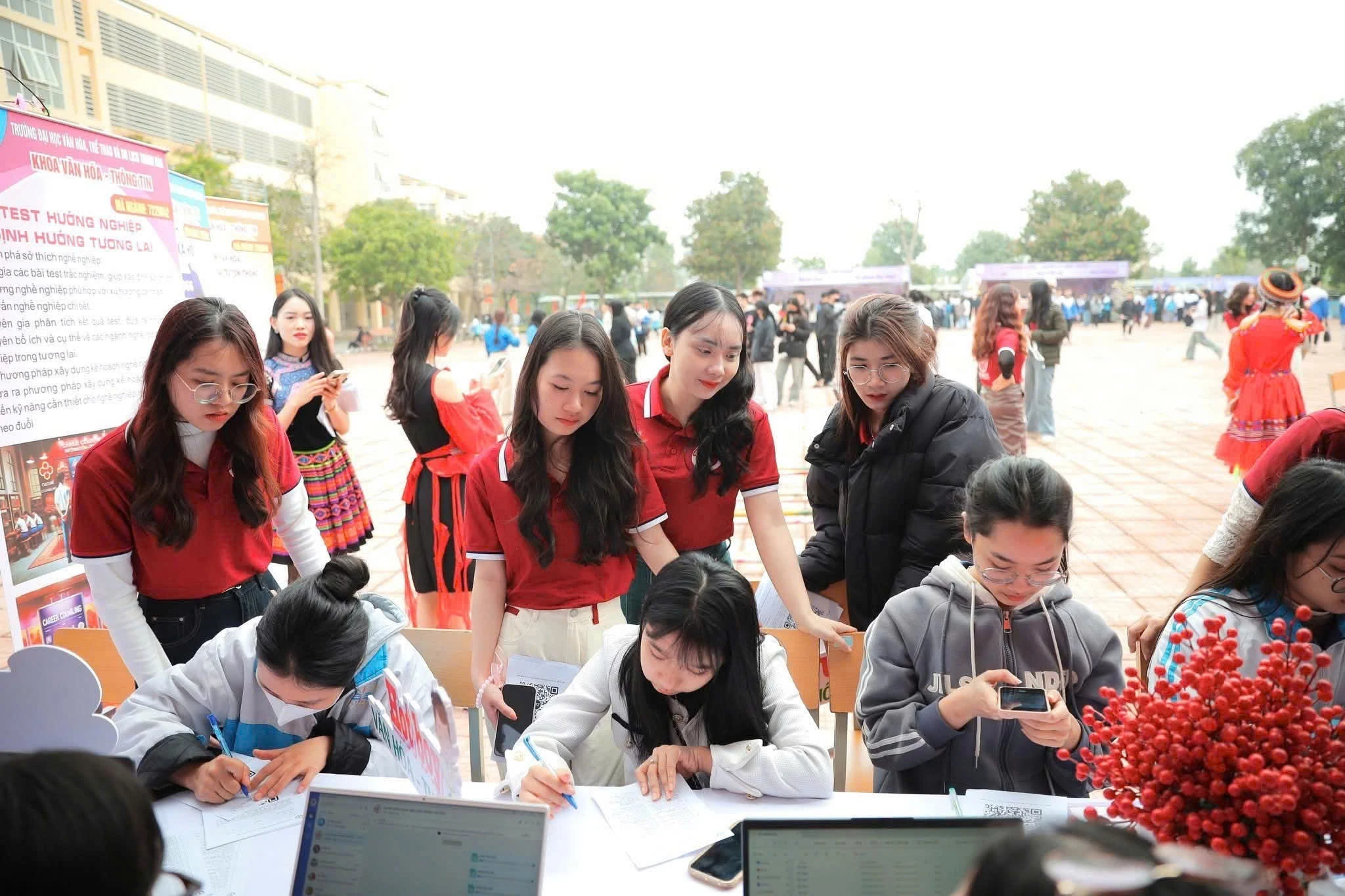 Nâng cao nhận thức của cộng đồng về nghề công tác xã hội