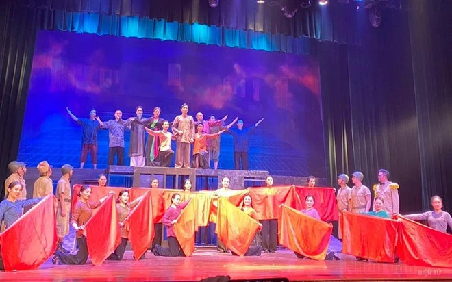 Có gì hấp dẫn trong hai vở diễn đạt giải Vàng Liên hoan Chèo toàn quốc?