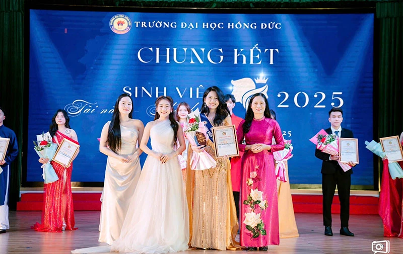 Sinh viên và sân chơi tài năng: Giá trị hay hình thức?