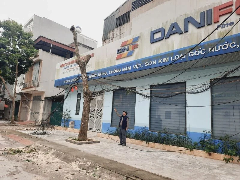 Bất cập trên tuyến đường Lê Trang Tông, phường Hạc Thành