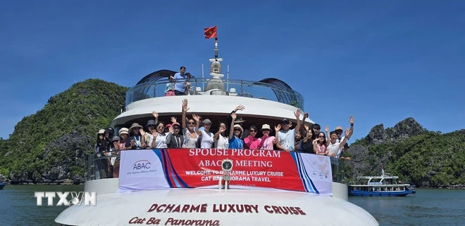 Cát Bà lọt top 8 hòn đảo tuyệt vời nhất ở khu vực Đông Nam Á