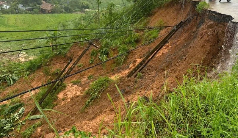 Pù Luông: Nhiều điểm sạt lở nghiêm trọng cần sớm khắc phục