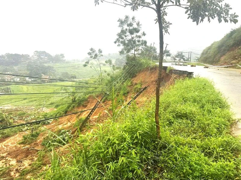 Pù Luông: Nhiều điểm sạt lở nghiêm trọng cần sớm khắc phục