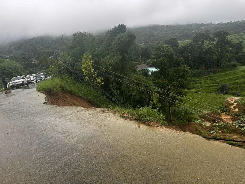 Pù Luông: Nhiều điểm sạt lở nghiêm trọng cần sớm khắc phục