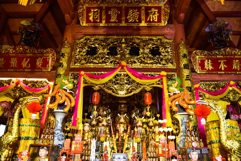 Về nơi thờ Thánh Mẫu Liễu Hạnh