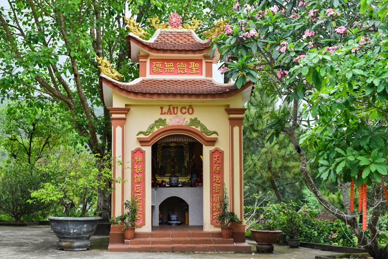 Về nơi thờ Thánh Mẫu Liễu Hạnh