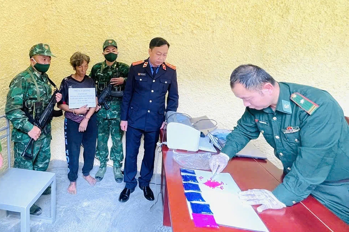Bắt đối tượng tàng trữ trái phép chất ma túy gần khu vực cột mốc biên giới