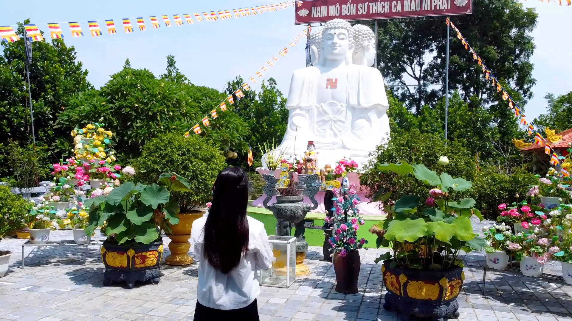 Chùa Sùng Nghiêm – đền nghè Yên Vực trên hành trình ngược xuôi sông Mã