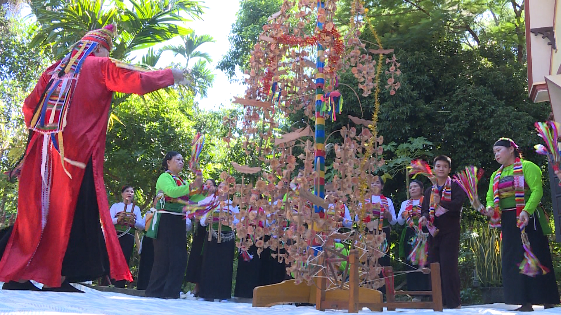 Độc đáo Mo Mường