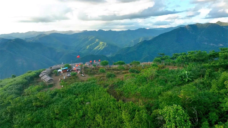 Lên Pha Đén săn mây