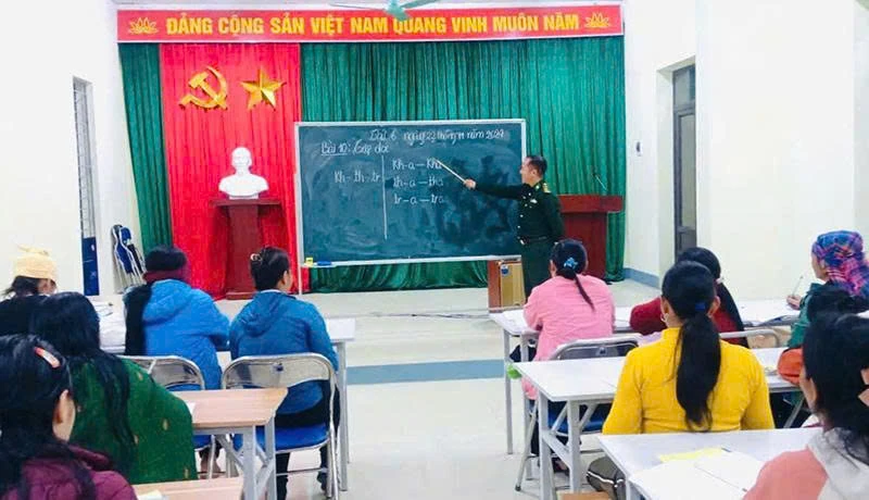 Thắp sáng tri thức nơi biên cương