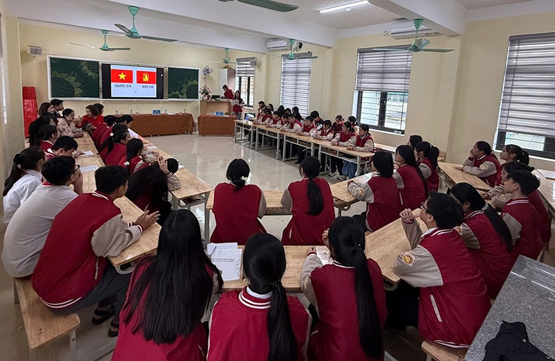 Phòng tránh các chiêu trò lừa đảo: Cần rèn luyện kỹ năng sống cho học sinh