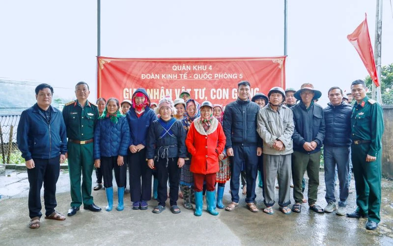 Mô hình “Bộ đội gắn với dân bản” phát huy hiệu quả tại Khu KTQP Mường Lát