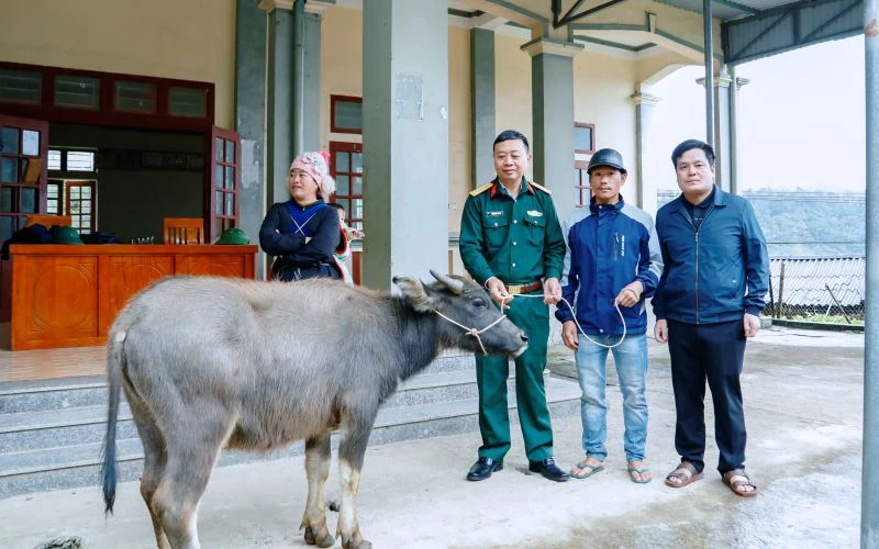 Mô hình “Bộ đội gắn với dân bản” phát huy hiệu quả tại Khu KTQP Mường Lát