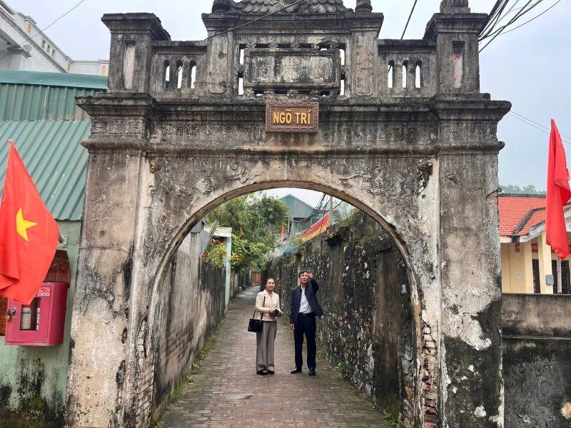 Đặc sắc những nông cụ lưu giữ trong ngôi nhà trăm năm tuổi