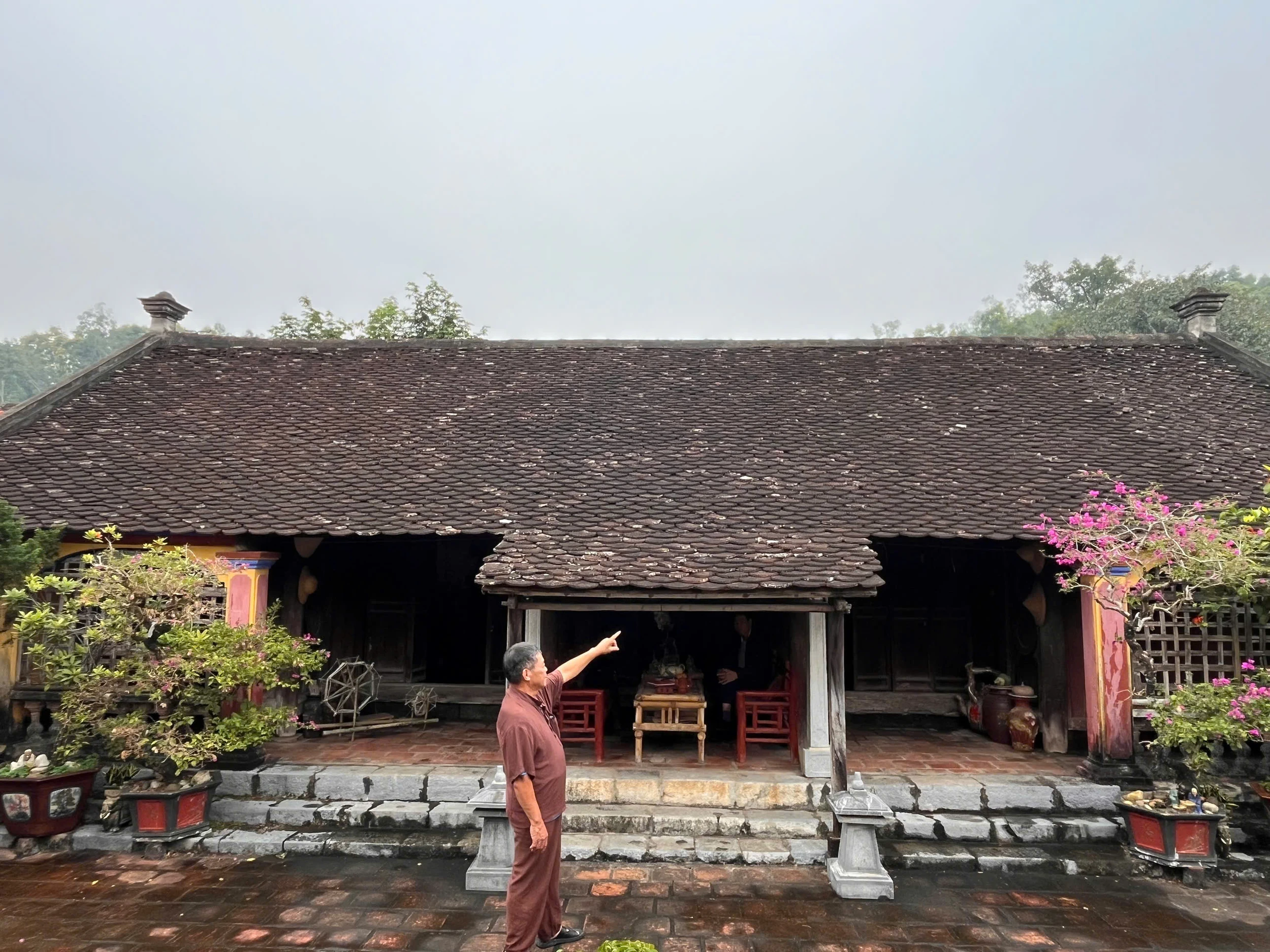 Đặc sắc những nông cụ lưu giữ trong ngôi nhà trăm năm tuổi