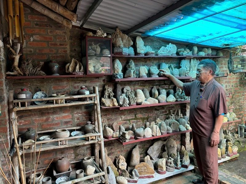 Đặc sắc những nông cụ lưu giữ trong ngôi nhà trăm năm tuổi