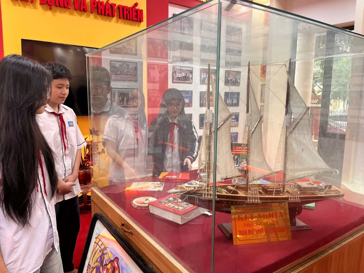 Ấn tượng phòng truyền thống ở Trường THCS Trần Mai Ninh