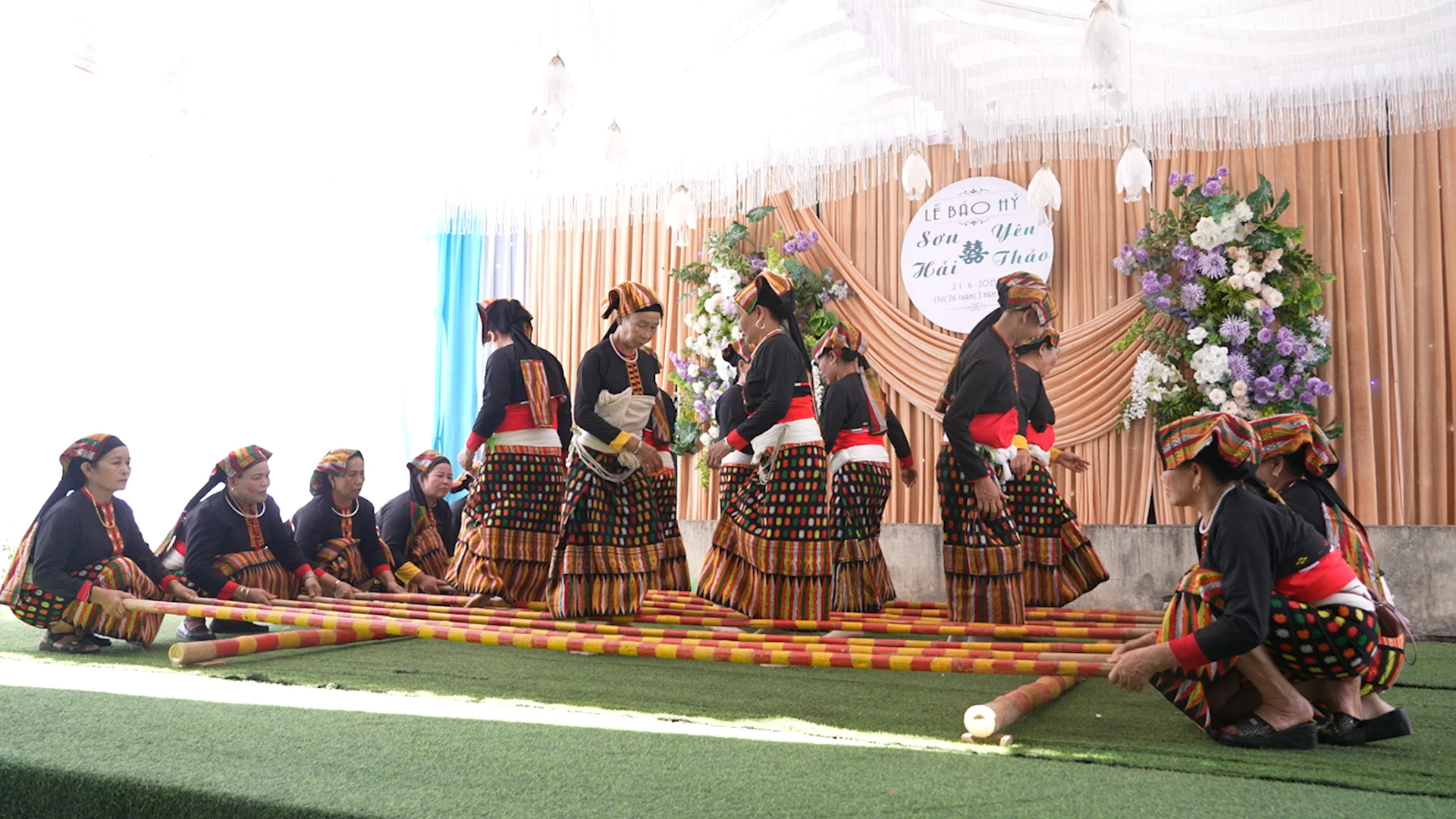 Âm nhạc trong lễ cưới người Thái