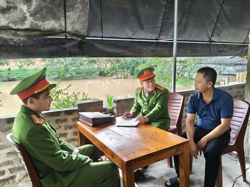 Trung tá Lữ Văn Xiêm - Giữ bình yên cho Nhân dân từ những điều giản dị