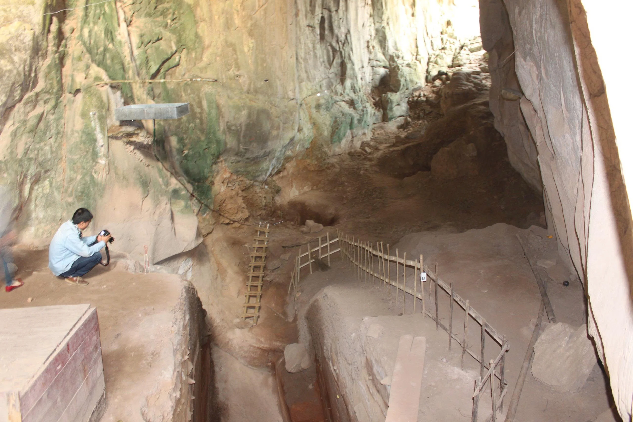 Những nền văn hóa cổ ở xứ Thanh - Hội tụ và tỏa sáng: Hang Con Moong - “thư viện khảo cổ” về loài người