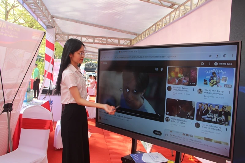 Nhiều sản phẩm công nghệ trưng bày tại Hội nghị “Thúc đẩy hoạt động ứng dụng, chuyển giao, đổi mới sáng tạo và kết nối cung cầu công nghệ tỉnh Thanh Hóa”