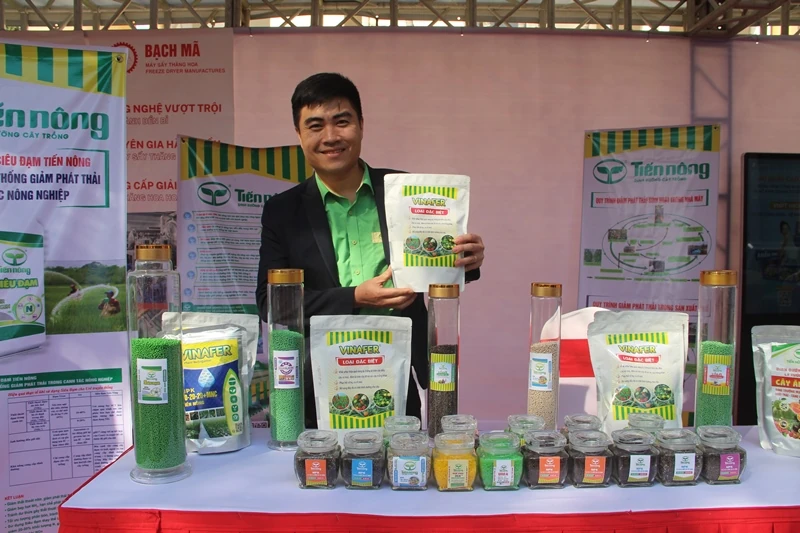 Nhiều sản phẩm công nghệ trưng bày tại Hội nghị “Thúc đẩy hoạt động ứng dụng, chuyển giao, đổi mới sáng tạo và kết nối cung cầu công nghệ tỉnh Thanh Hóa”