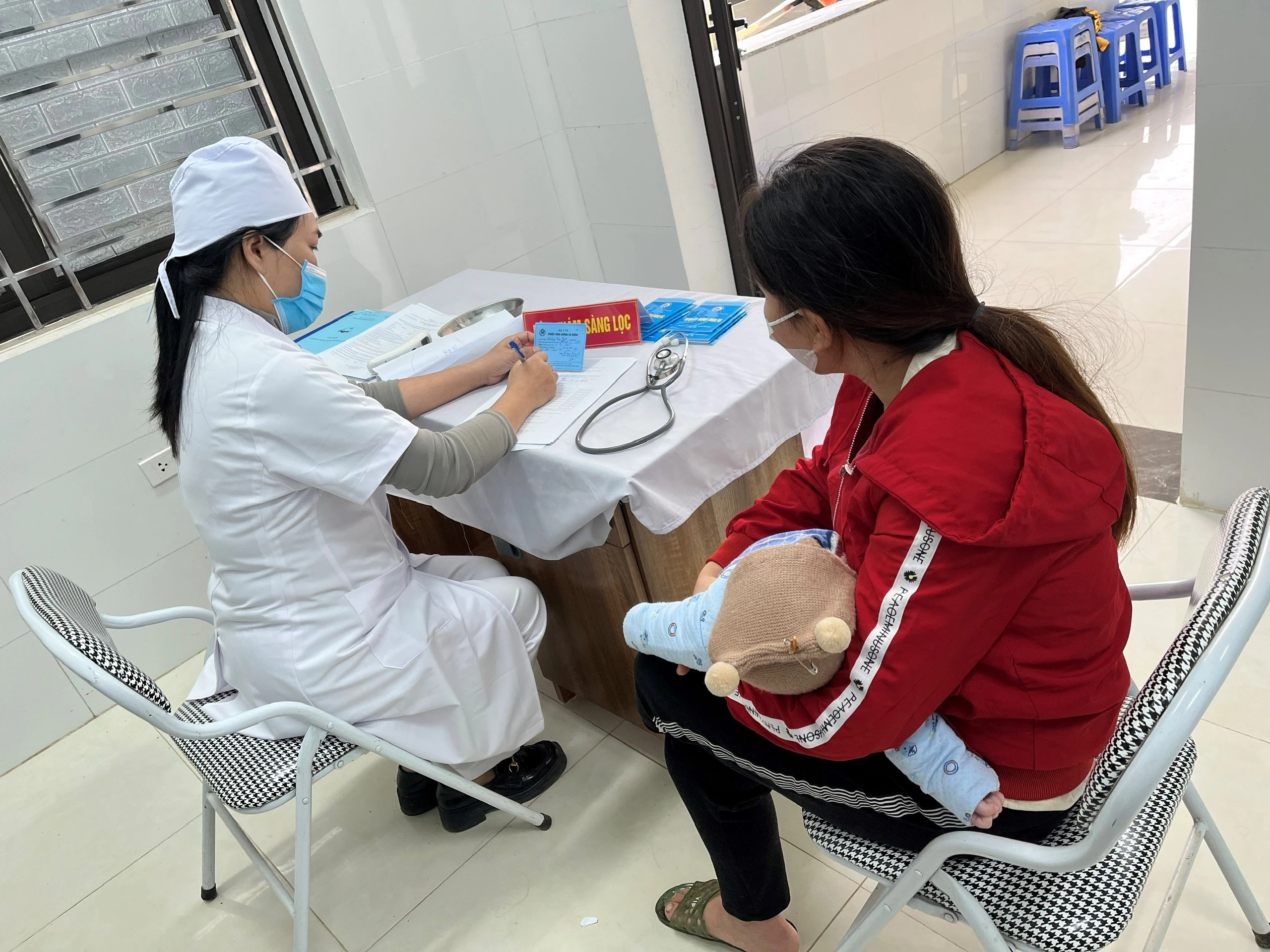 Siết chặt các biện pháp phòng, chống một số dịch bệnh đang có xu hướng gia tăng mạnh