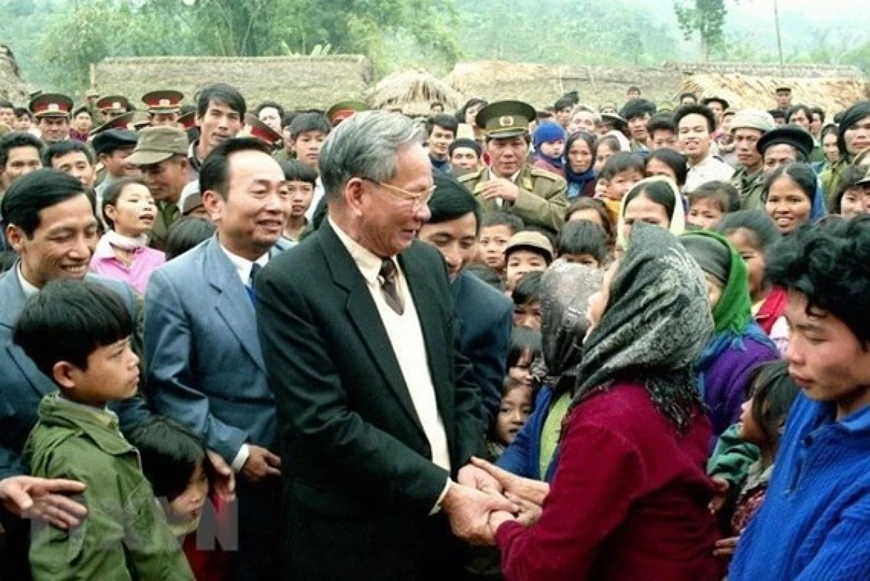 Ngày này năm xưa (1/12): Ngày sinh nguyên Chủ tịch nước, Đại tướng Lê Đức Anh; thành lập Liên đoàn Phụ nữ dân chủ thế giới