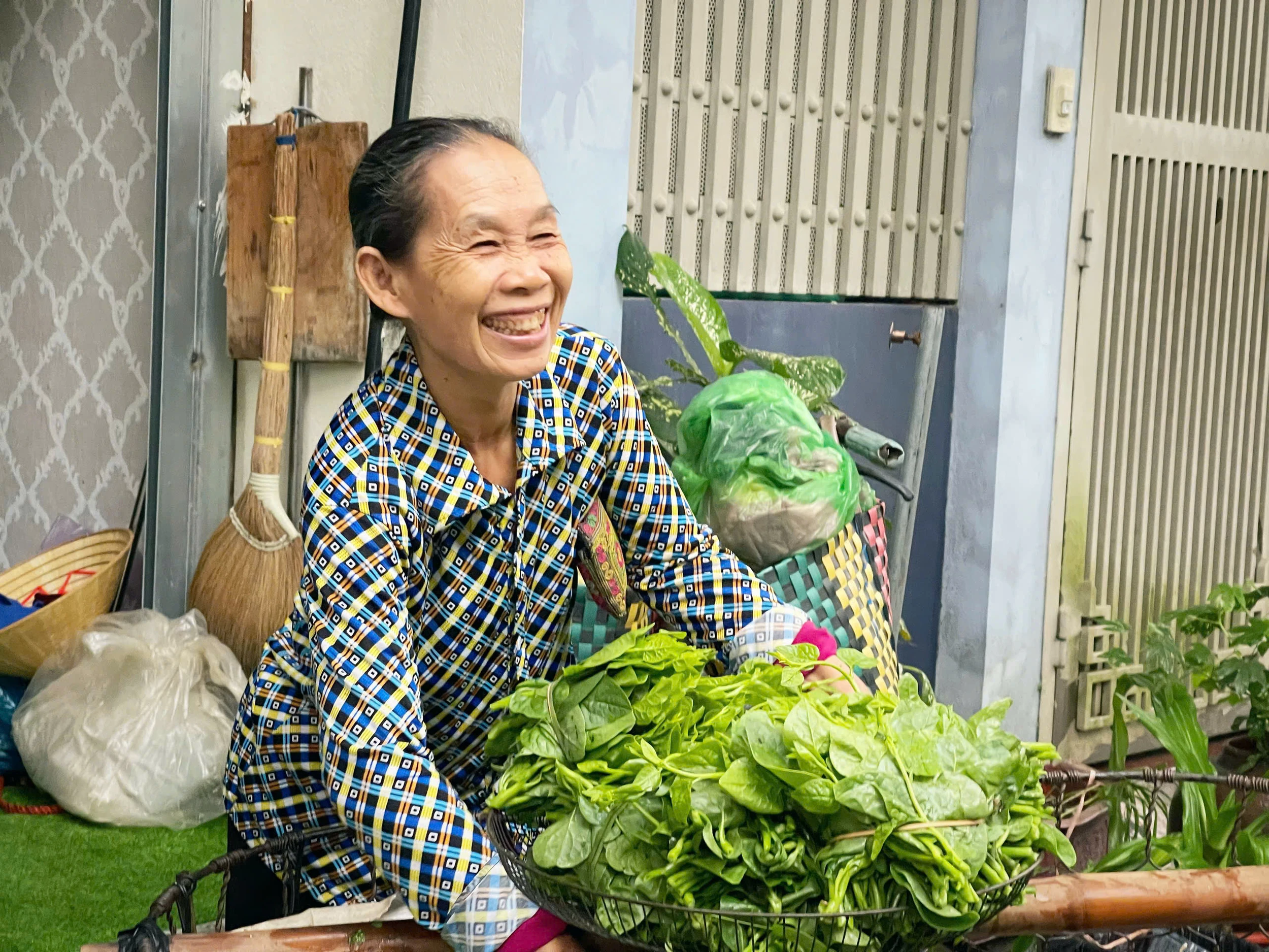 Chợ quê trong lòng phố