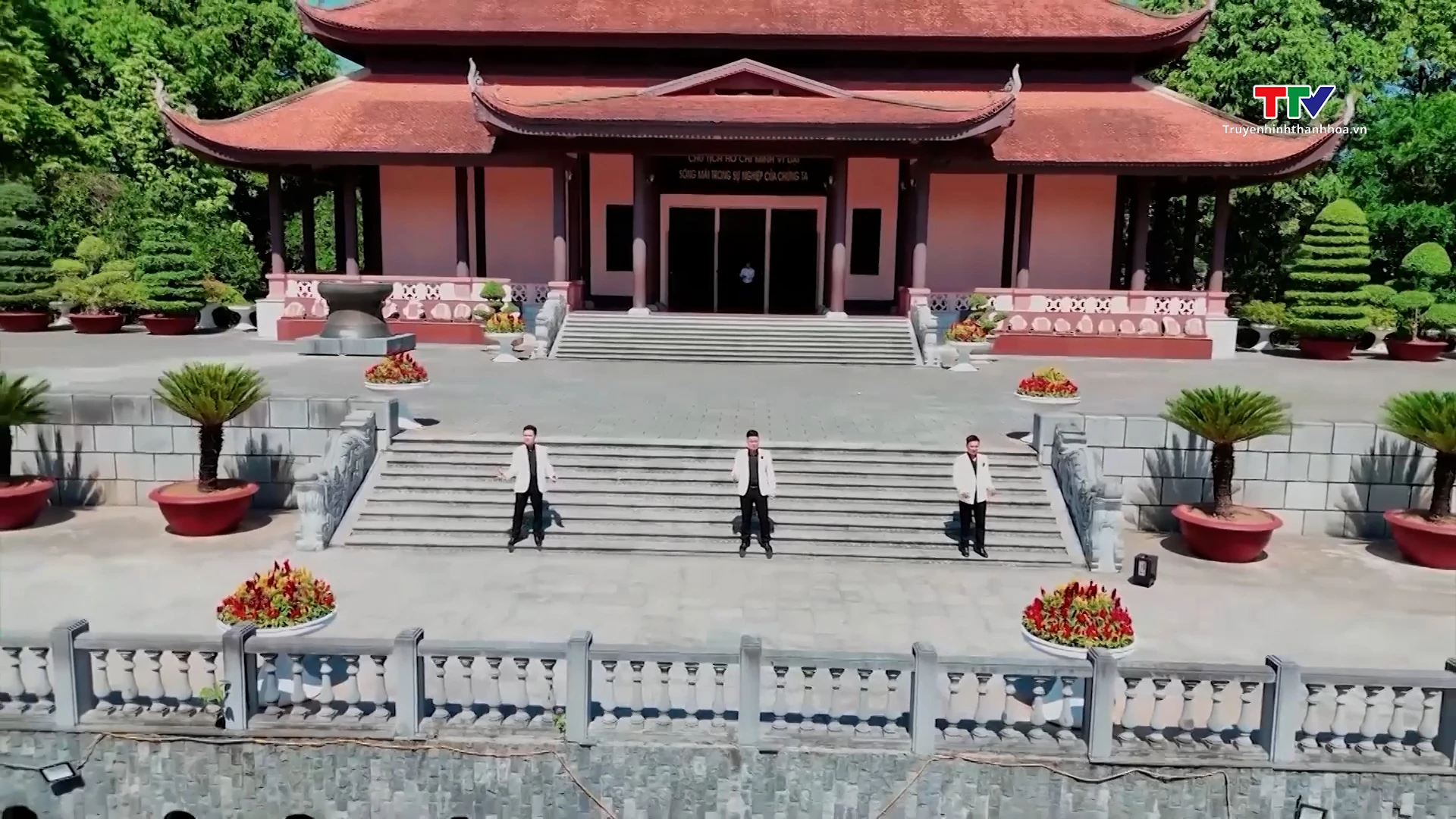 Nhạc sĩ Việt Hoàng – Giai điệu từ trái tim tuổi trẻ